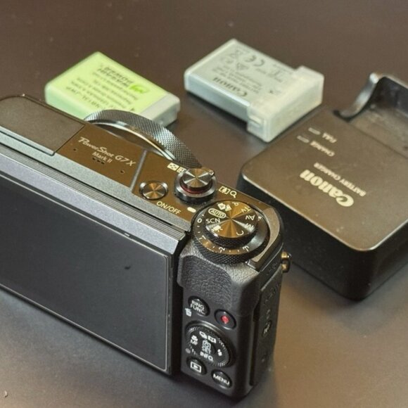 Canon PowerShot G7X Mark II, 20.1MP Digital Camera , Black, Excellent Conditio - Picture 6 of 8